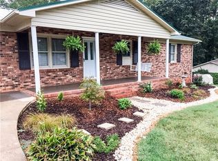 1898 Moss Dr, Newton, NC 28658