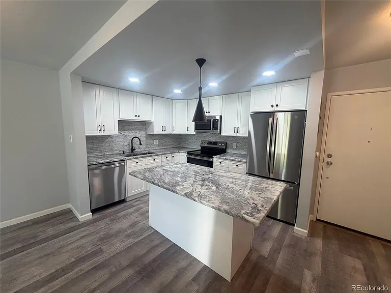 13952 E Marina Dr #104 — Photo 4