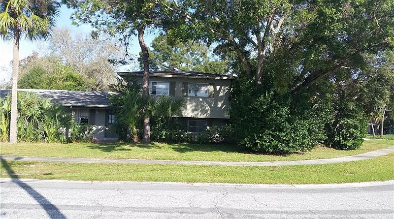 1st image of 8407 Boxwood Dr