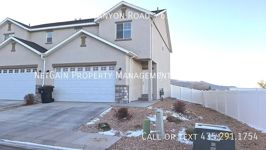 Building Photo - 173 E Fiddlers Canyon Rd #61