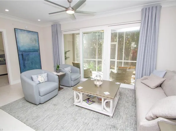 232 Indies Dr E #101, Naples, FL 34114