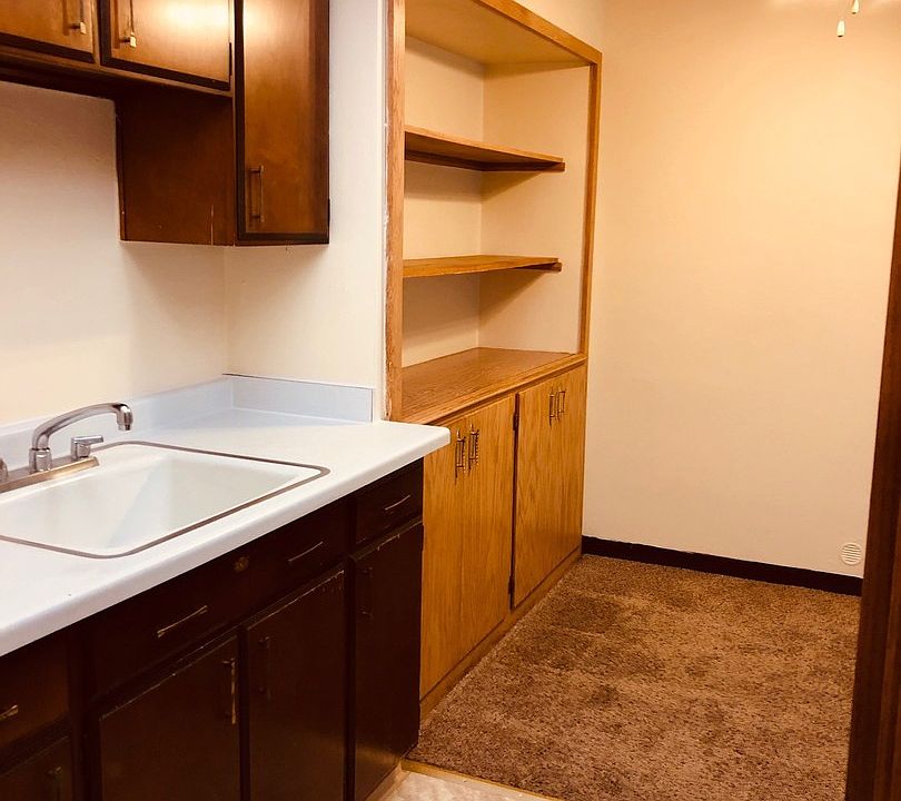 1st image of 2570 N Maryland Ave #208