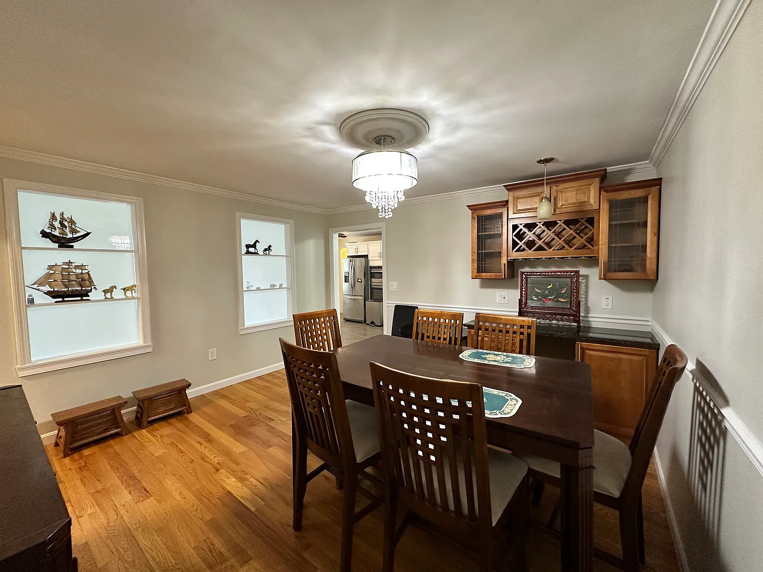 4 bed, 1500 sqft, $3,800 — Photo 3