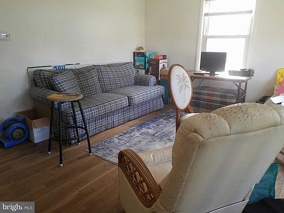 3rd image of 30514 Maple Ln