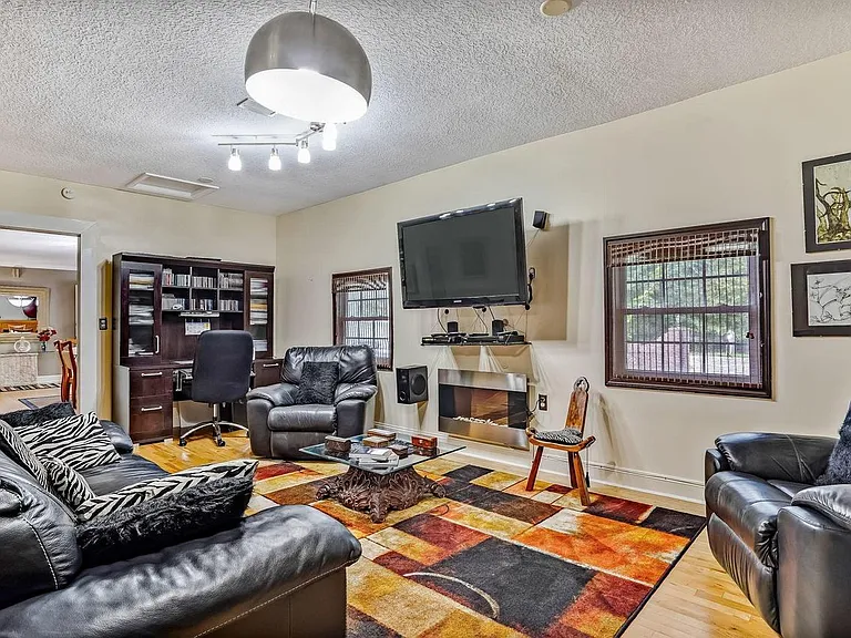 12957 Mandarin Rd — Photo 10