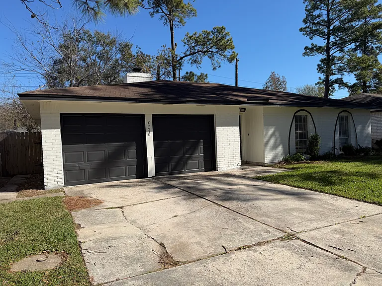 23430 Cimber Ln — Photo 2