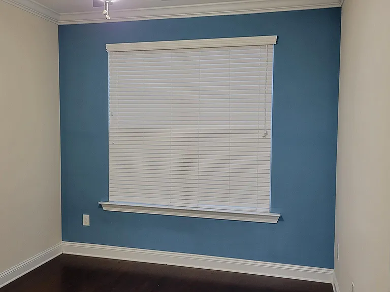 Guest/Study Room (Main Level)