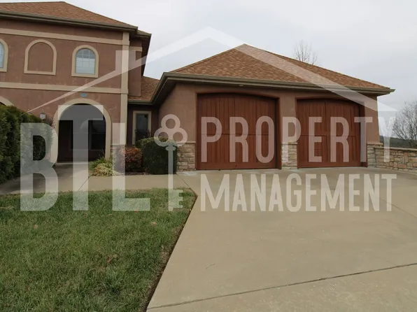 129 N Tuscany Dr, Hollister, MO 65672