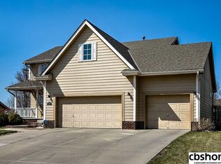 15072 Taylor St, Omaha, NE 68116