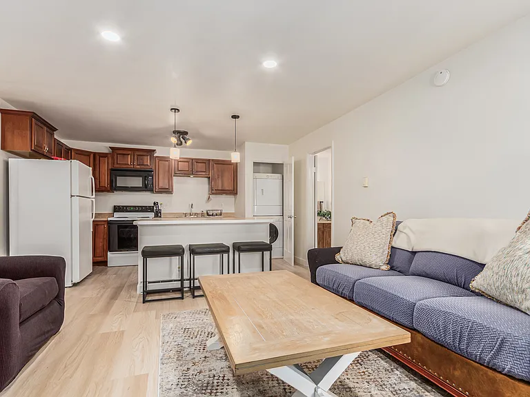 1118 City Park Ave #228 — Photo 2