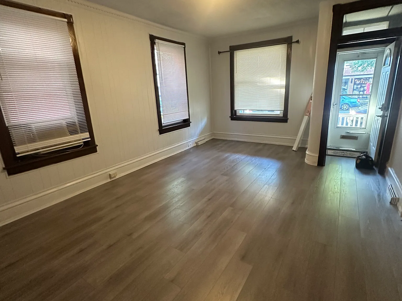 4 bed, 1.5 bath, 1725 sqft, $2,200 — Photo 4