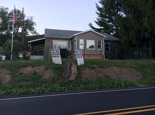 445 Lusk Run Rd, Mill Hall, PA 17751