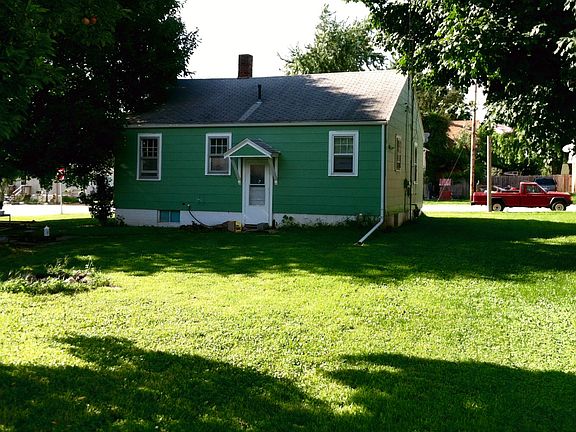 Back of the house and yard