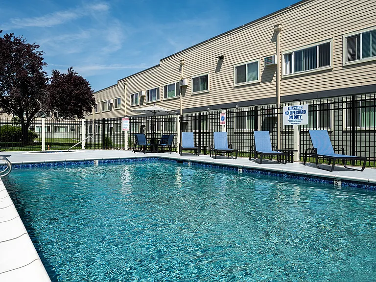 Americana | Outdoor Pool
