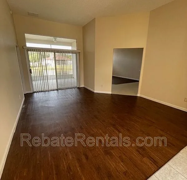 5009 Grand Lakes Dr S — Photo 11