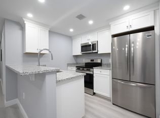 245 Elm St APT 203, Braintree, MA 02184
