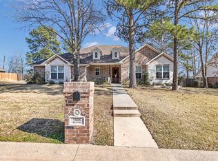 1006 Millstone Ln, Chandler, TX 75758