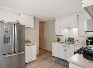 6051 3rd St NE #6053, Minneapolis, MN 55432