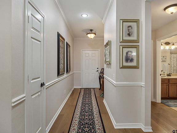 5th image of 421 W Cumberland Rd APT 803