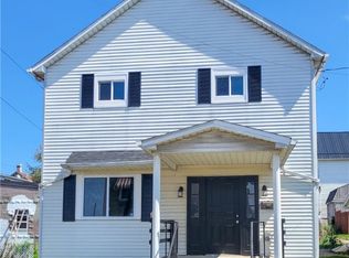 707 Holland St, Vandergrift, PA 15690