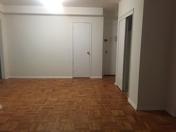 5th image of 225 E 46th St APT 5C