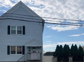 110 Oak Tree Ave, South Plainfield, NJ