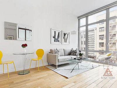 310 W 52nd St APT 3J, New York, NY, 10019