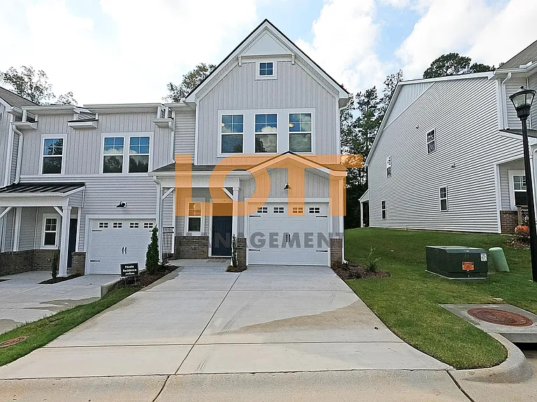 24 Jaycee Ct — Photo 1