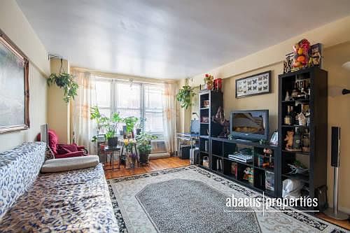 1st image of 495 E 7th St APT 2L