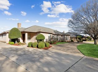 5412 Ledgestone Dr, Fort Worth, TX 76132