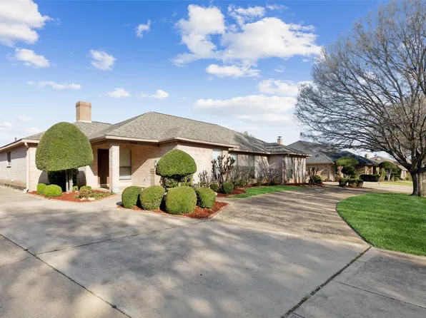 5412 Ledgestone Dr, Fort Worth, TX 76132