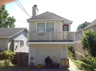 9102 20th Ave NE, Seattle, WA 98115