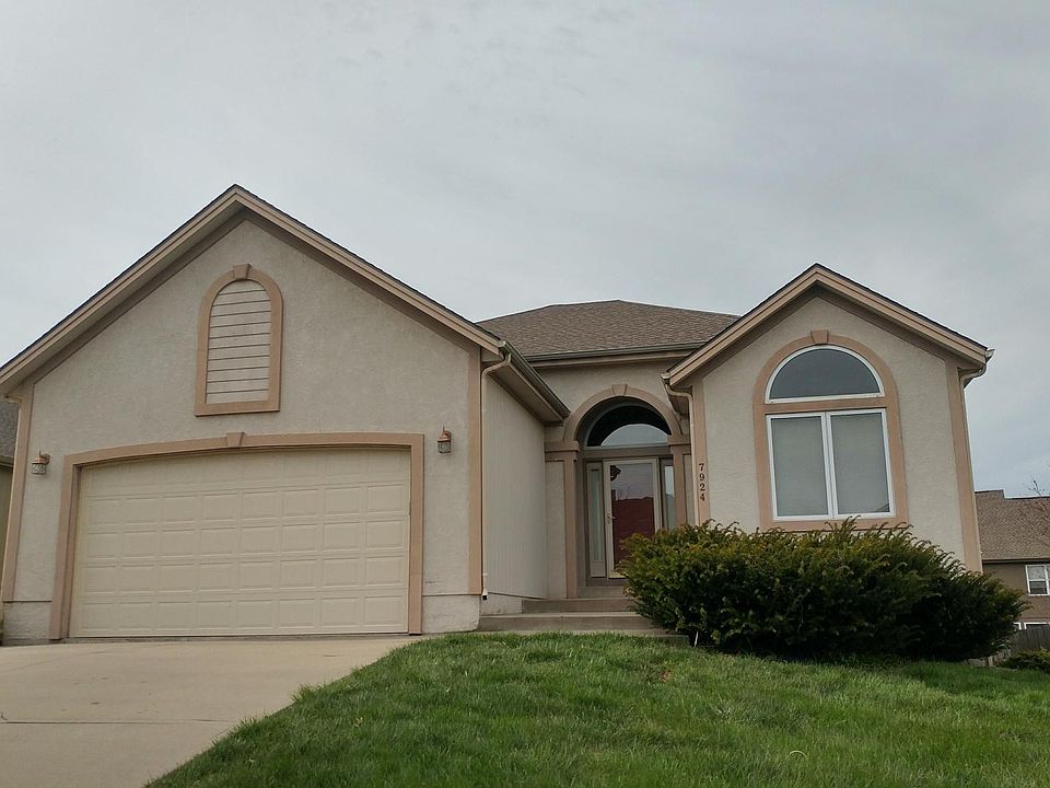 1st image of 7924 W 155th Pl
