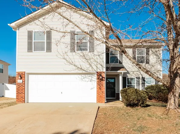 4003 Randall Ln, Thompsons Station, TN 37179