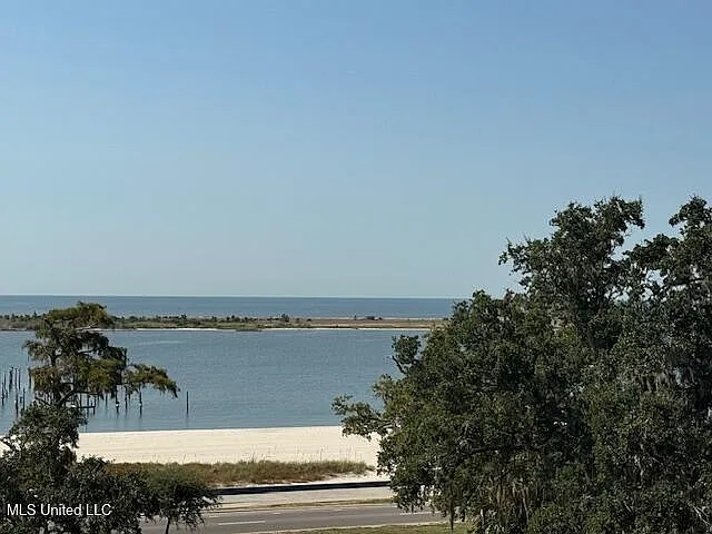 520 Beach Blvd #508 — Photo 36