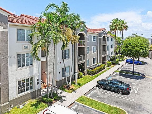 2nd image of 6861 SW 44th St APT 202