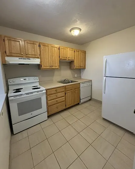 1 bed, $2,500 — Photo 3