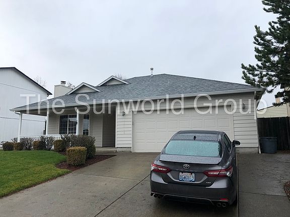 2nd image of 13316 NE 93rd Cir