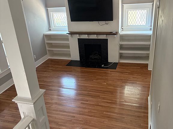 4th image of 565 Morris Ave SE