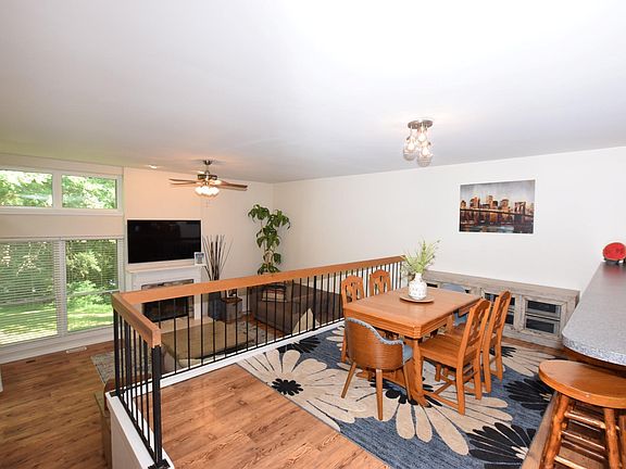 2nd image of 9303 S Pointe Lasalles Dr