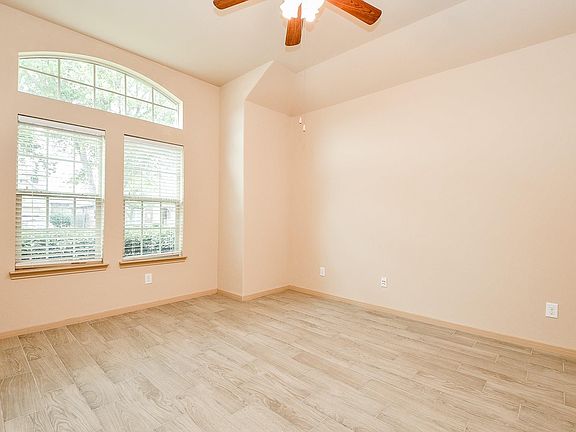 5th image of 11022 Ellison Ridge Dr