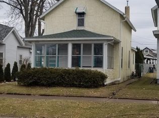 2034 Kane St, La Crosse, WI 54603