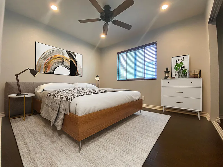 5513 Fulcher Ave #7 — Photo 9