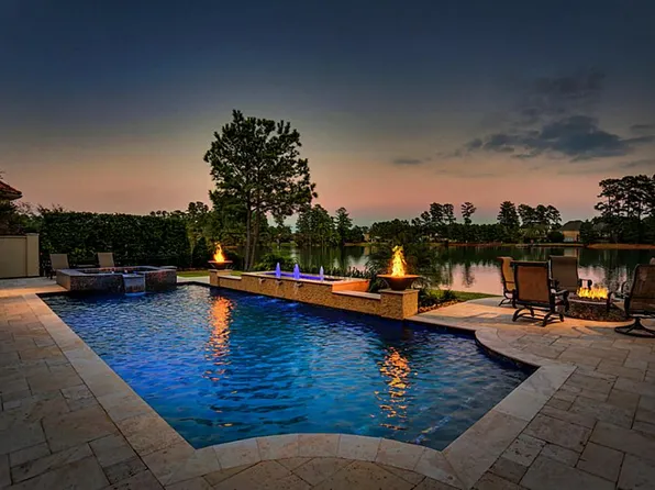 159 Manor Lake Estates Dr, Spring, TX 77379