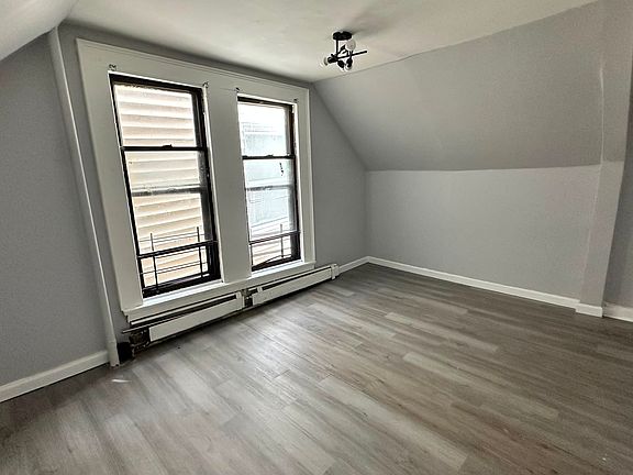 3rd image of 52 Harrison Ave #5E