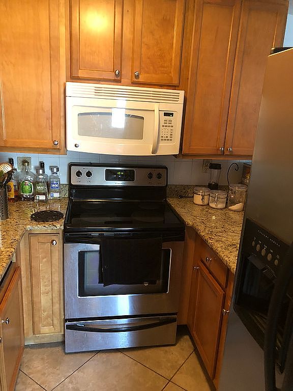 102 S Peninsula Dr Apt 201 Daytona Beach Fl 32118 Zillow