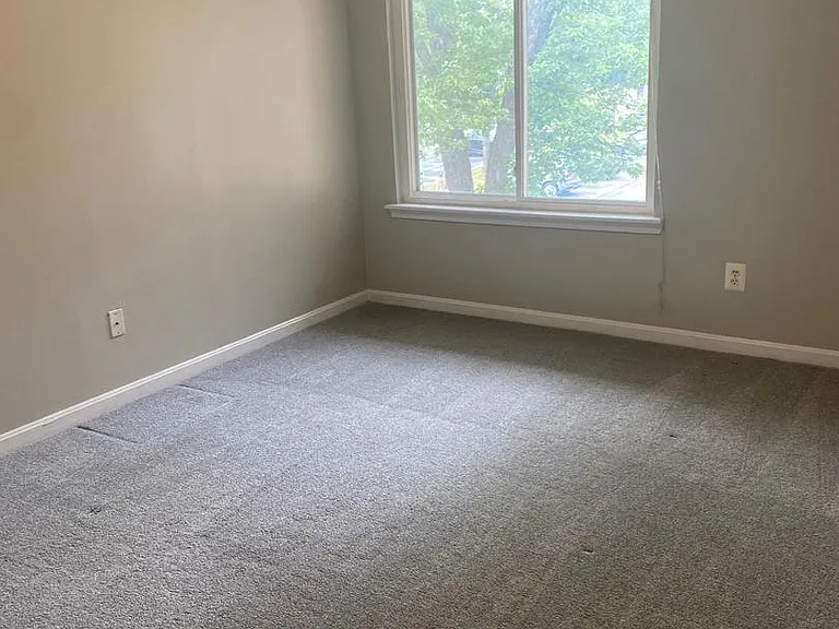 4709 Tecumseh St #301 — Photo 21
