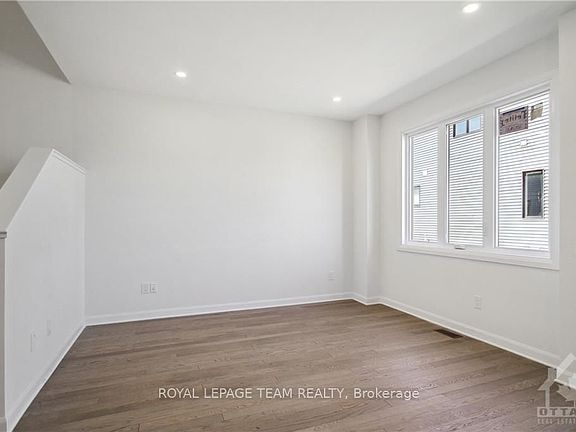 4th image of 805 Everbloom Ln