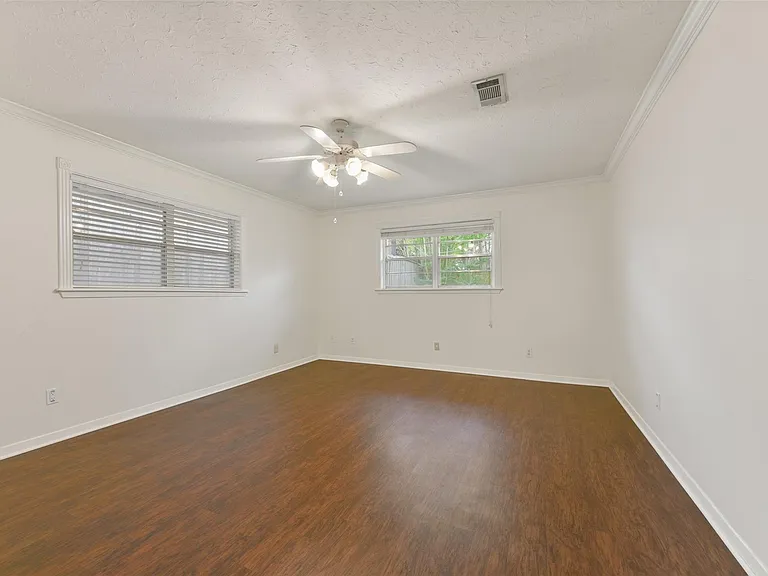 10515 Eddystone Dr — Photo 15
