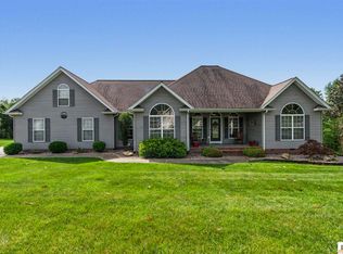 165 Zoe Dr, Glasgow, KY 42141